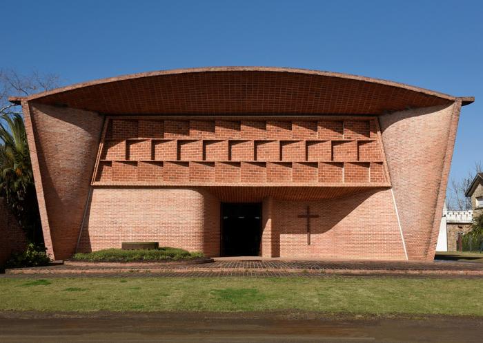 La obra del ingeniero Eladio Dieste: iglesia de Atlántida