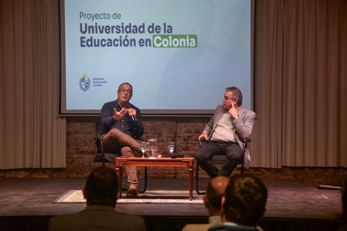 El ministro Mahía y el intendente de Colonia, Guillermo Rodriguez, presentes en el evento El ministro Mahía y el intendente de Colonia, Guillermo Rodriguez