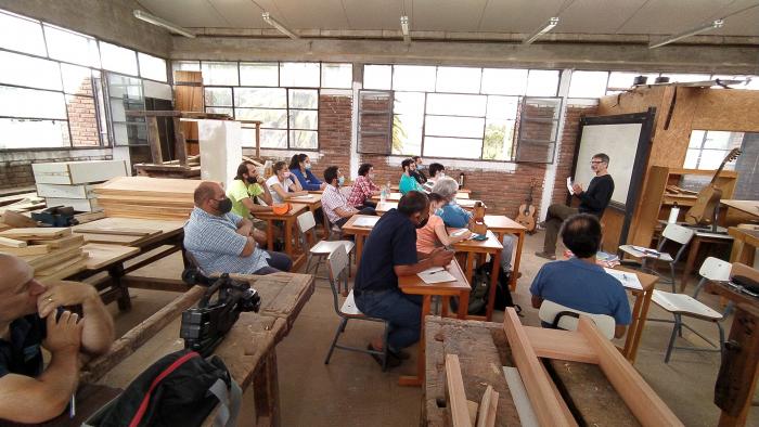 Taller de lutheria en Treinta y Tres 