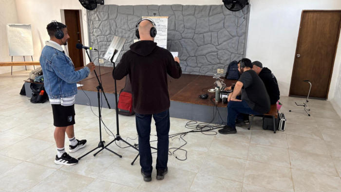 «Camino a Ítaca»: una canción colectiva para reconstruir vínculos «Camino a Ítaca»: una canción colectiva para reconstruir vínculos