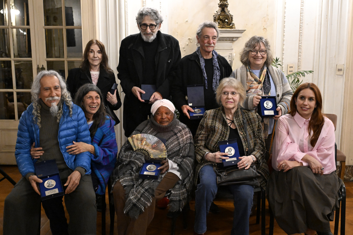 Ocho referentes del arte y la cultura tuvieron su reconocimiento con la medalla Delmira Agustini