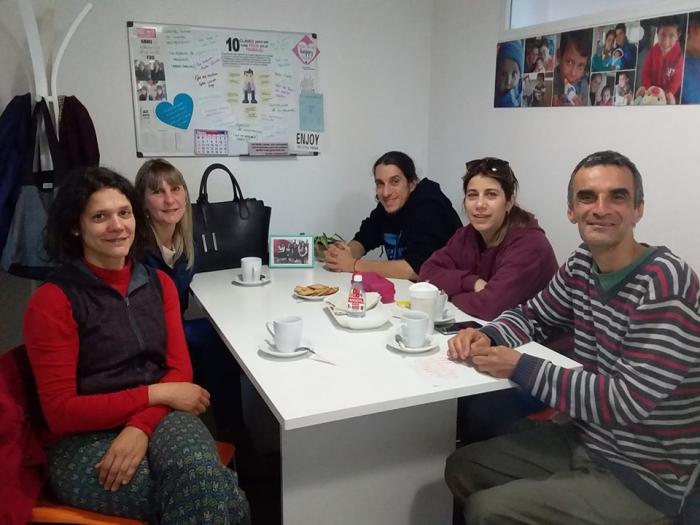 Coordinadores de Centros MEC Tacuarembó e integrantes de la casa Ronald McDonald Personas en reunión