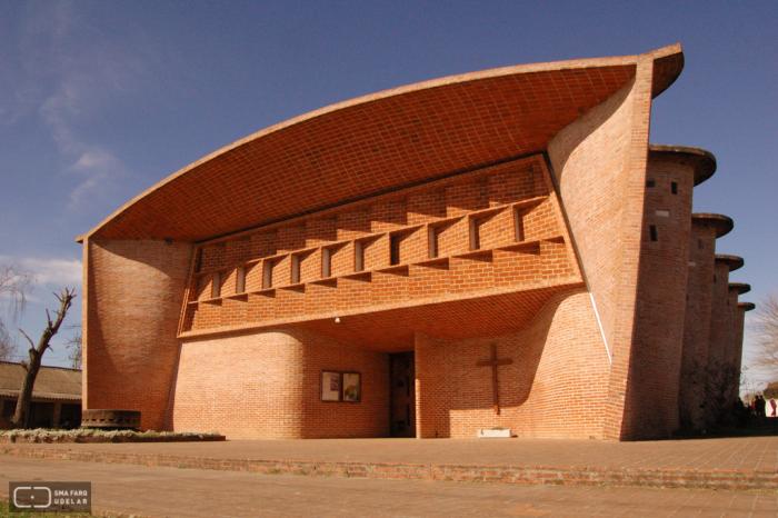 Iglesia de Atlántida Iglesia de Atlántida