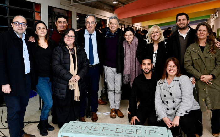 Autoridades en la celebración de Sistema de Orquestas y el programa «Un niño, un instrumento»