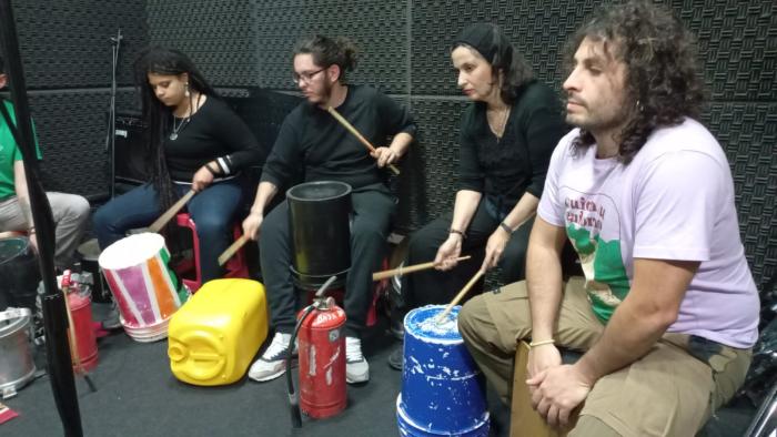 Percusión comunitaria en Usina Cerro