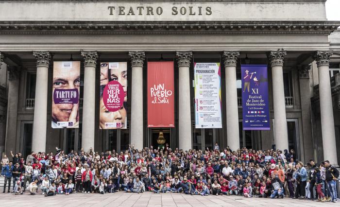 Fachada del Teatro Solís