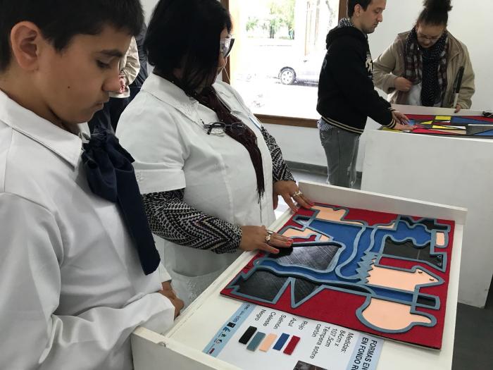 Niños participan de exposición