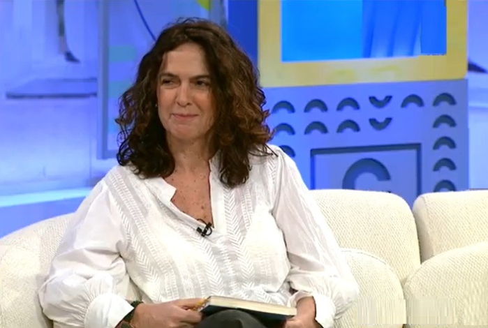 Magdalena Coll presenta el libro "Dos Orillas"