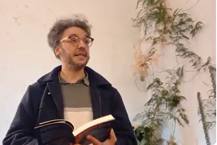 Leonardo de León Presentó su libro "Ejercicios de creación asistida" en la ANL