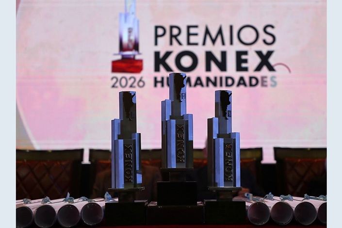 Gerardo Caetano recibió el Premio “Konex Mercosur” 2026