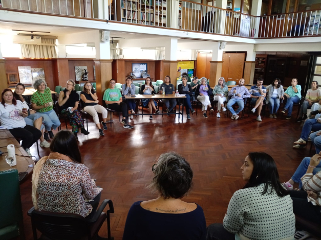 Actividad en el marco del Día Internacional de las Mujeres en el Salón de Actos del IIBCE