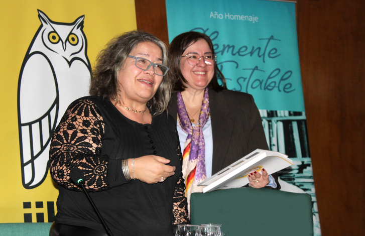 Silvia Olivera, presidenta del Consejo Directivo IIBCE, y Carmen Rodríguez, directora de la INDDHH