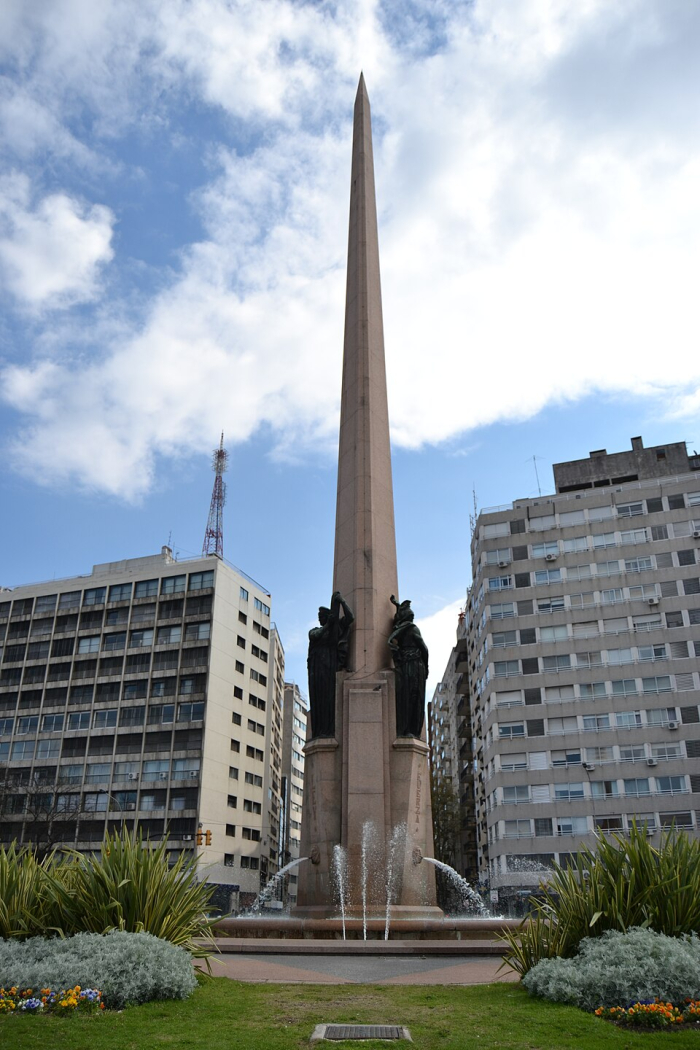 Obelisco de Montevideo
