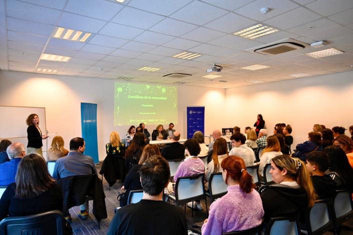 Entrega de premios Científicas de tu comunidad 2024