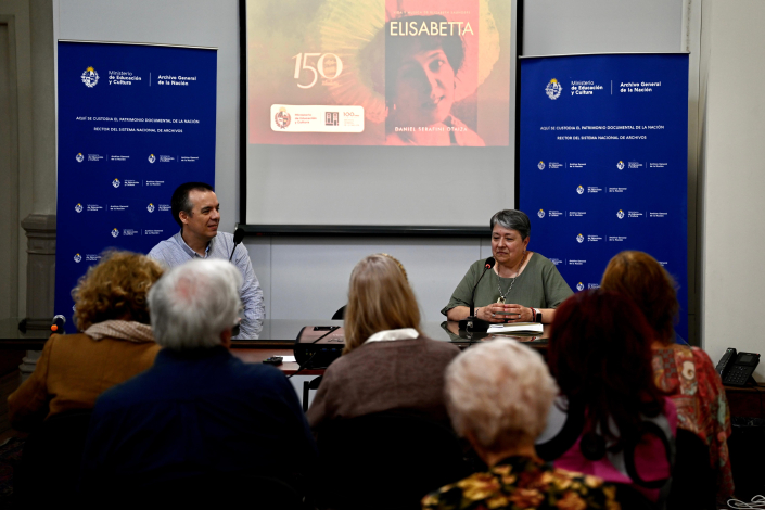 Presentación del libro "Elisabetta, vida y música de Elizabeth Saunders"