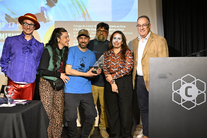 Premio INAE a la Trayectoria en el marco del Festival Internacional de Circo 2026