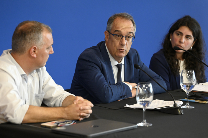 Gabriel Quirici, ministro Mahía y Virginia Villalba.