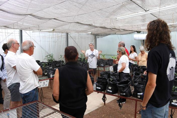 Taller con productores agrícolas y lecheros