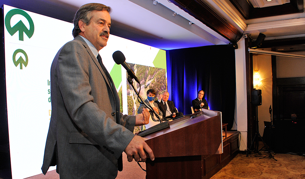 " Ministro de Ganadería, Agricultura y Pesca
