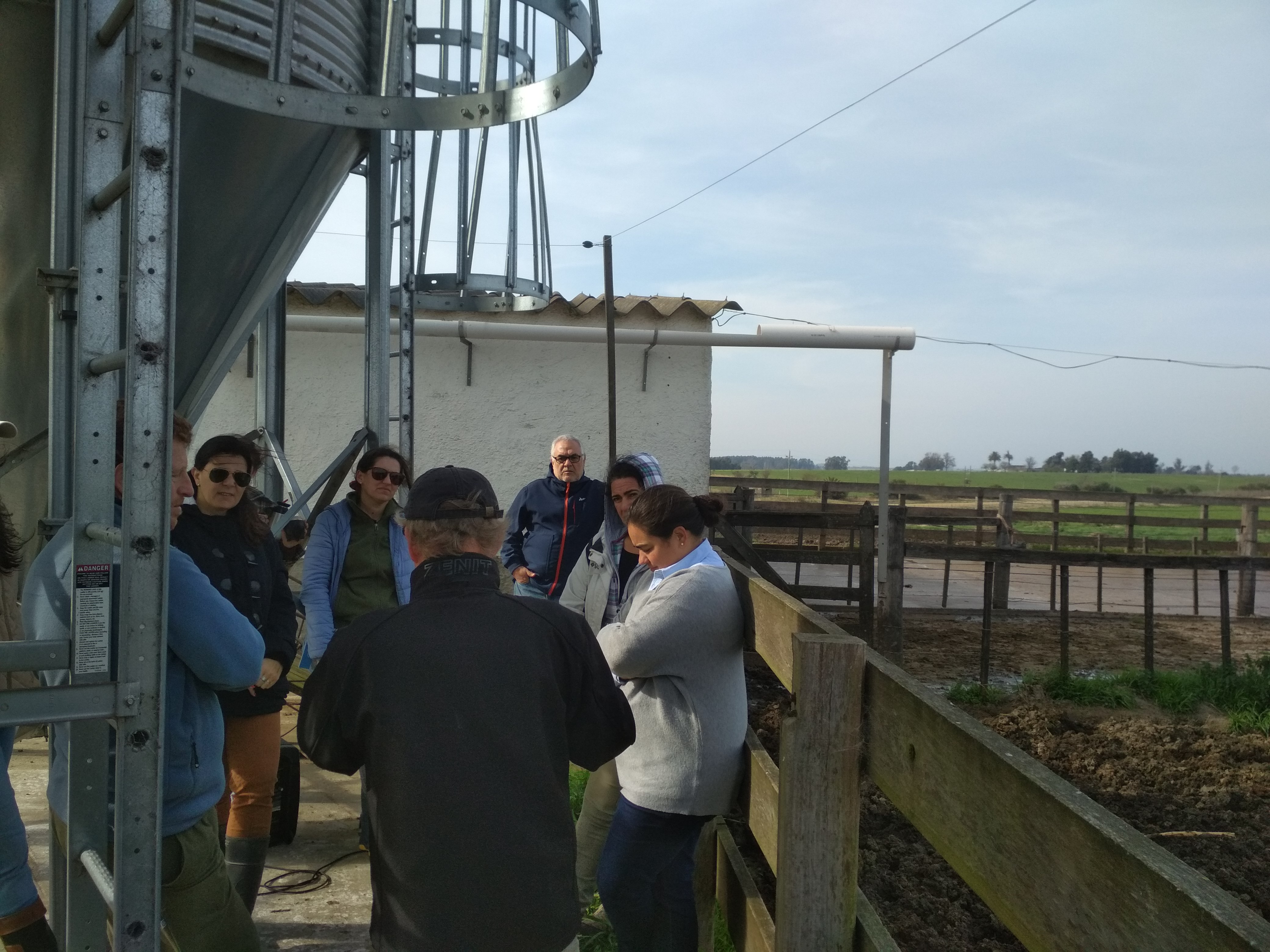 Taller actualización Productores charlando
