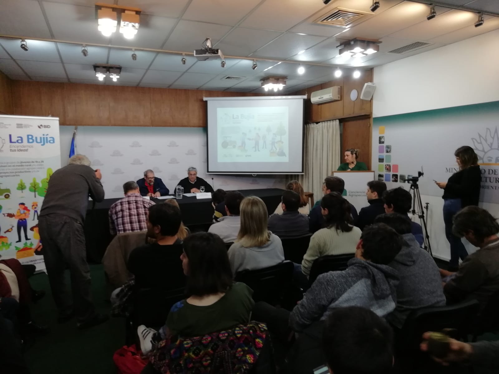 Conferencia convocatoria La Bujía