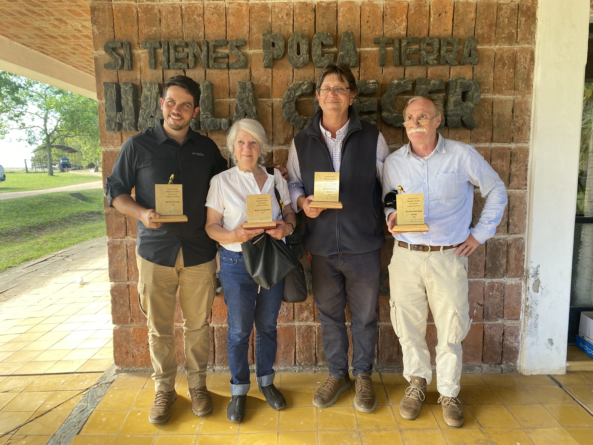 Personas reconocidas paspalum de oro 2025