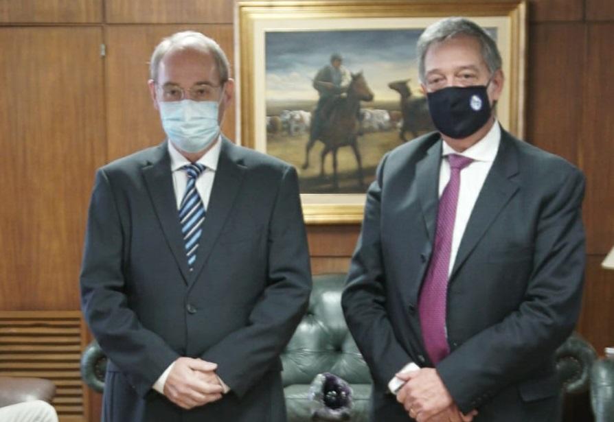 Mattos y delegado de la UE Mattos y delegado de la UE