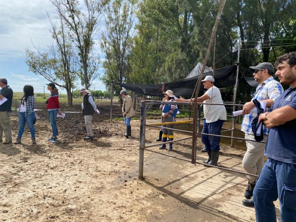 Capacitación en Manejo y Gestión de efluentes de tambo Capacitación en Manejo y Gestión de efluentes de tambo