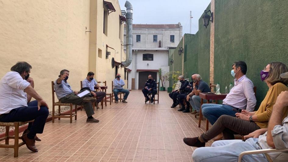 Reunión con autoridades de la zona y productores Reunión con autoridades de la zona y productores