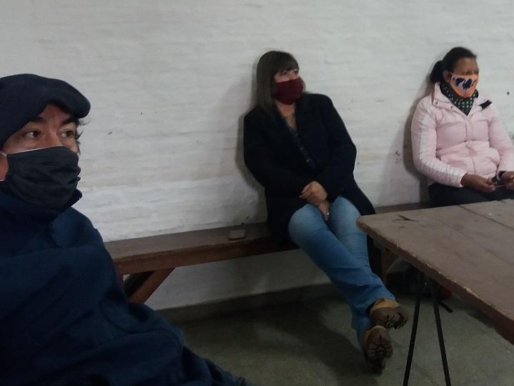 Distanciamiento social en Mesa de Sequiera Distanciamiento social en Mesa de Sequiera