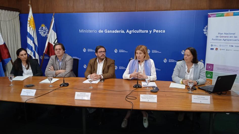 Conferencia de prensa Conferencia de prensa