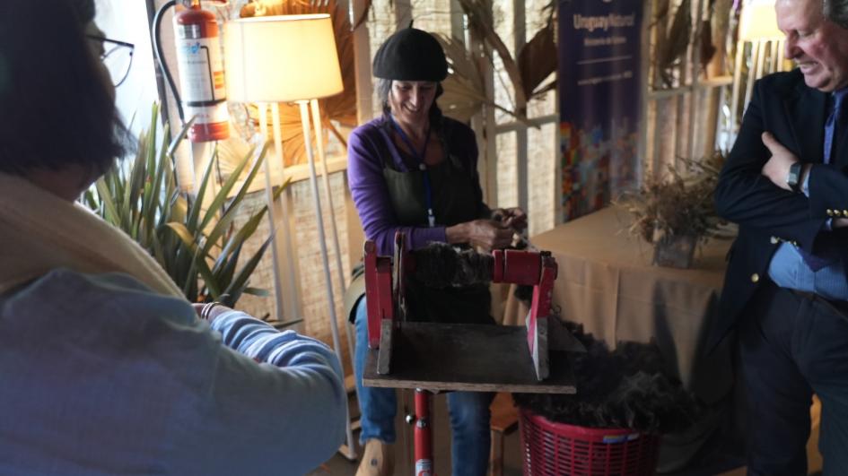 Producción artesanal de mujeres rurales y del agro Producción artesanal de mujeres rurales y del agro