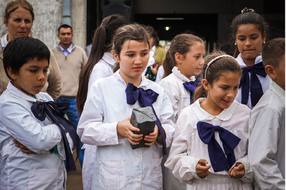 Estudiantes de la escuela número 74