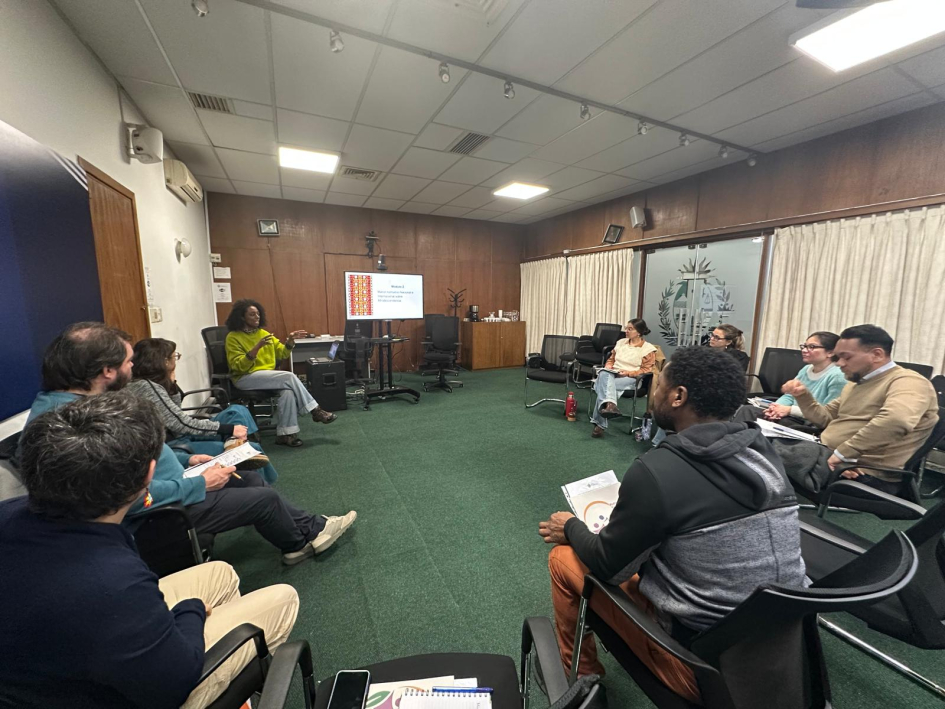 Talleres de sensibilización y prevención del racismo Talleres de sensibilización y prevención del racismo