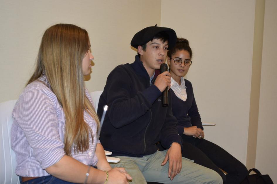 convocatoria a la juventud rural a presentarse a la 5ª edición de Somos de Acá jóvenes rurales de ediciones anteriores de Somos de Acá