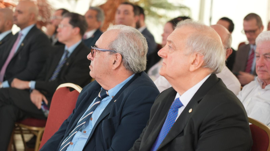 Exposición del equipo de UAI