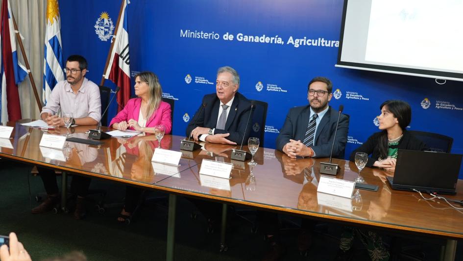 Conferencia de prensa Conferencia de prensa