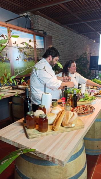 Ignacio Buffa junto a la chef