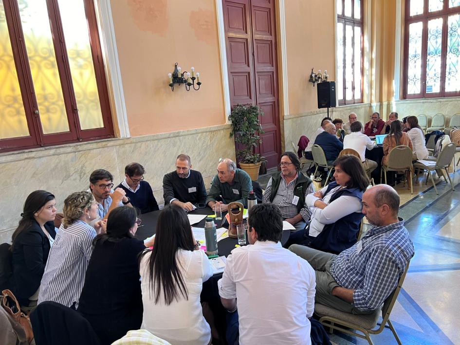 Lanzamiento del trabajo en el Plan Nacional de Bioinsumos en Uruguay Lanzamiento del trabajo en el Plan Nacional de Bioinsumos en Uruguay