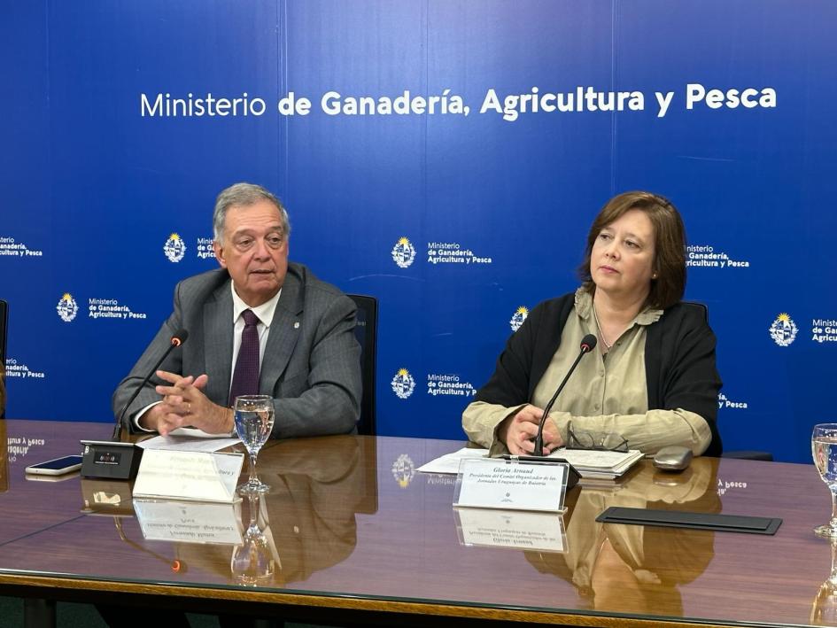 Conferencia de prensa Conferencia de prensa