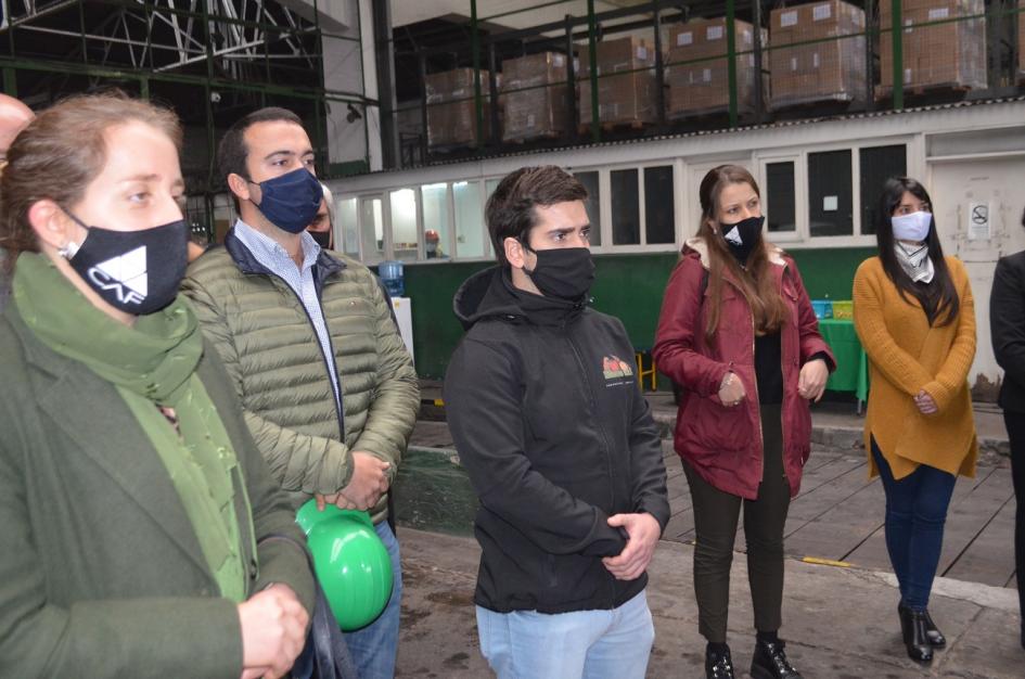 Autoridades de MGAP, MIDES e INDA agradecieron a productores y empresas que donaron a través de Campo Solidario "