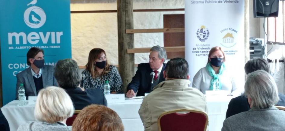 Lanzamiento de Pequeñas Grandes Obras Rurales Lanzamiento de Pequeñas Grandes Obras Rurales