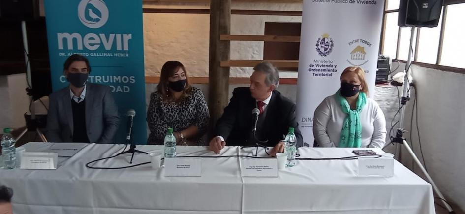 Lanzamiento de Pequeñas Grandes Obras Rurales Lanzamiento de Pequeñas Grandes Obras Rurales