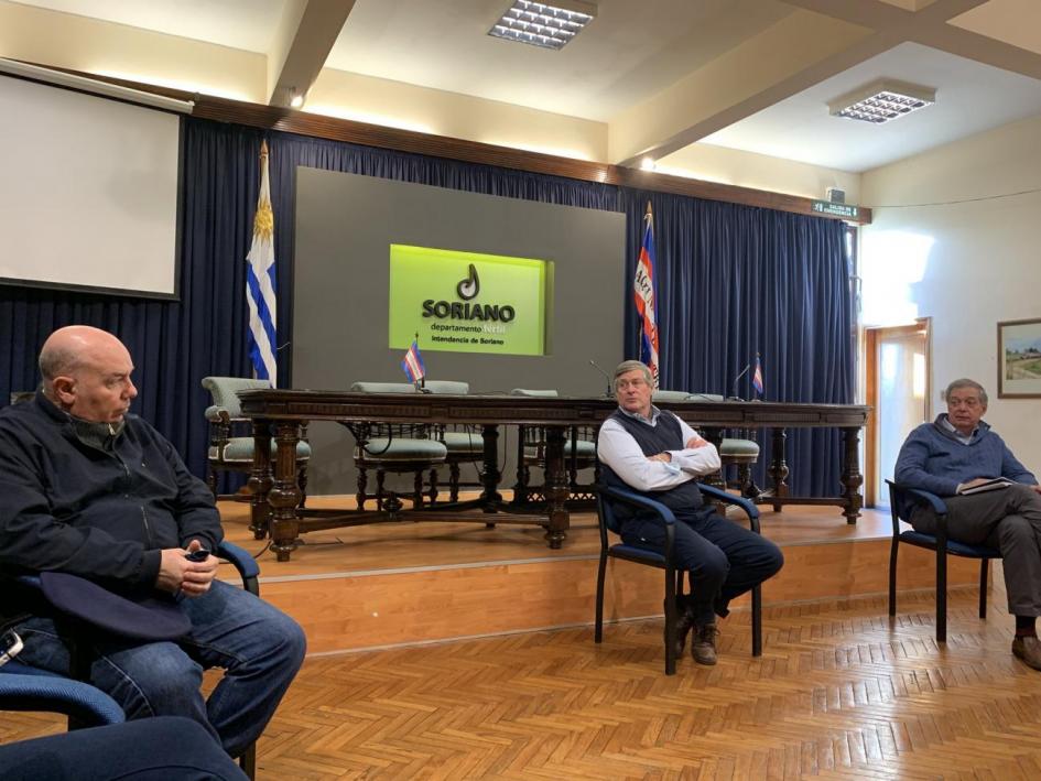 Reunión en Intendencia de Soriano Reunión en Intendencia de Soriano