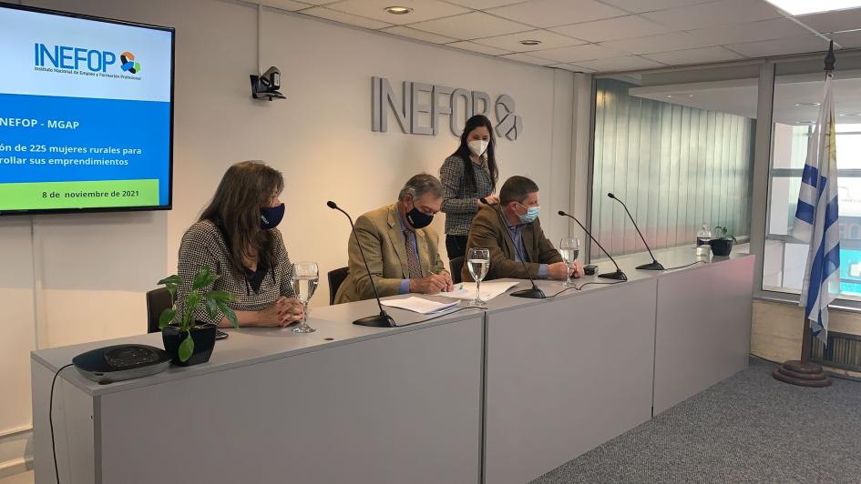 Firma del acuerdo Firma del acuerdo