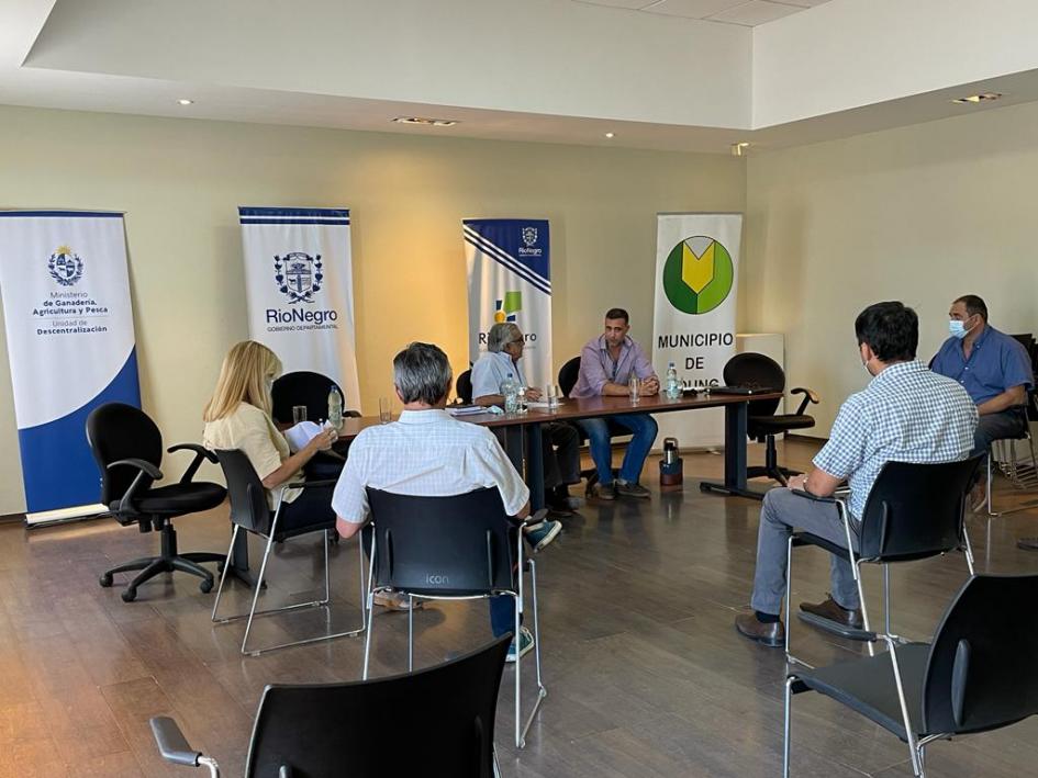 Consejos Agropecuarios Departamentales de Río Negro y Paysandú Consejos Agropecuarios Departamentales de Río Negro y Paysandú
