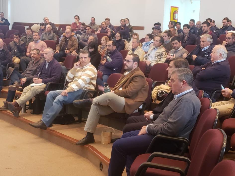 Subsecretario Buffa en el público Subsecretario Buffa en el público