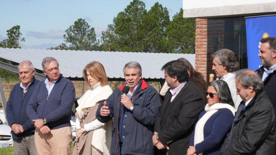 Intendente Mario Silvera Intendente Mario Silvera