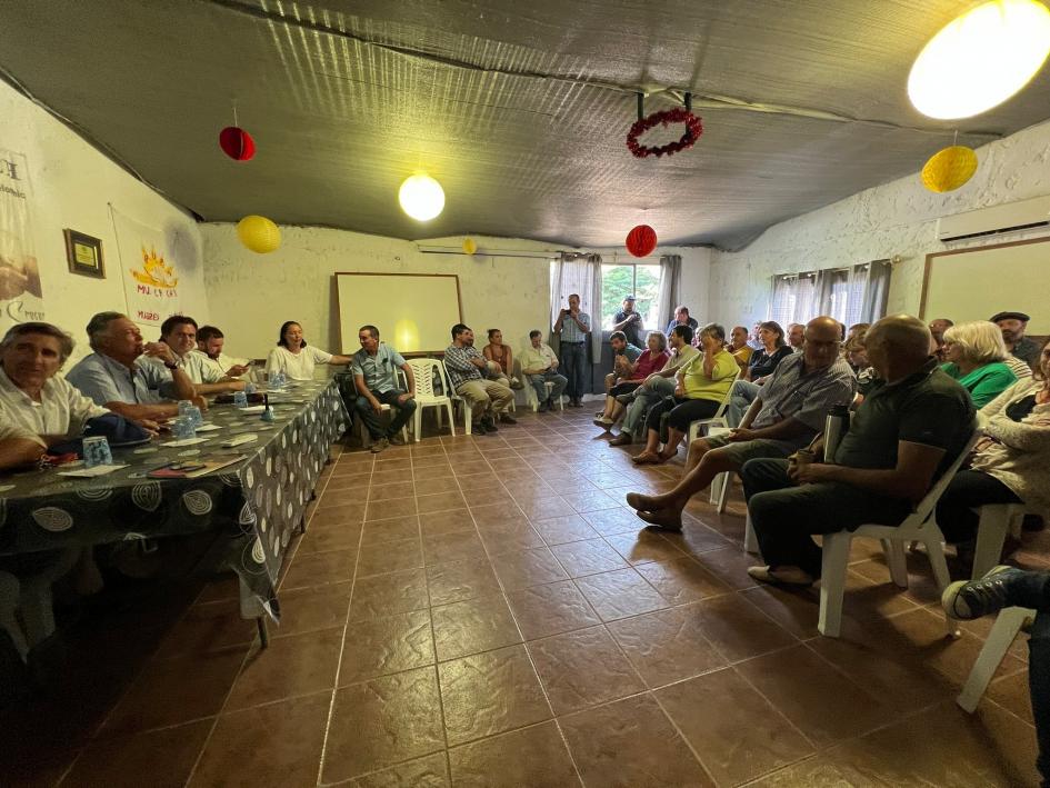 Reunión con productores Reunión con productores