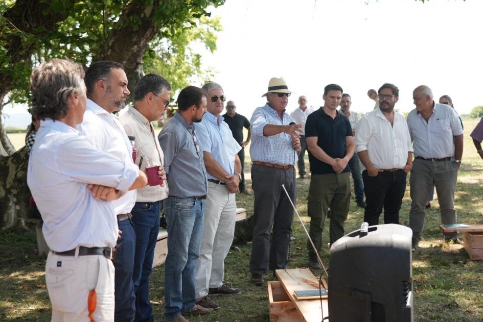 Recorrida por Artigas y Rivera Recorrida por Artigas y Rivera